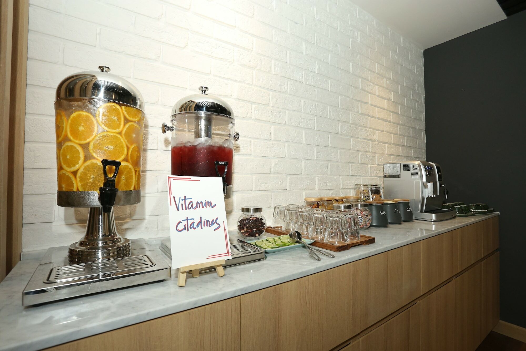 Citadines Central Binh Duong Thuan An Екстериор снимка